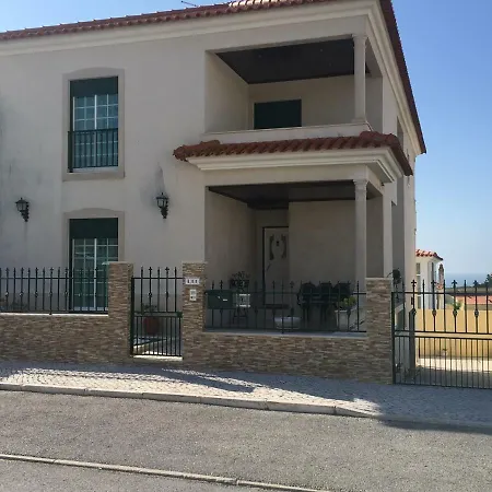 Petinga House Nazare